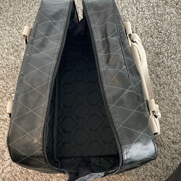 Mary Kay Bag with organizer - Picture 5 of 9